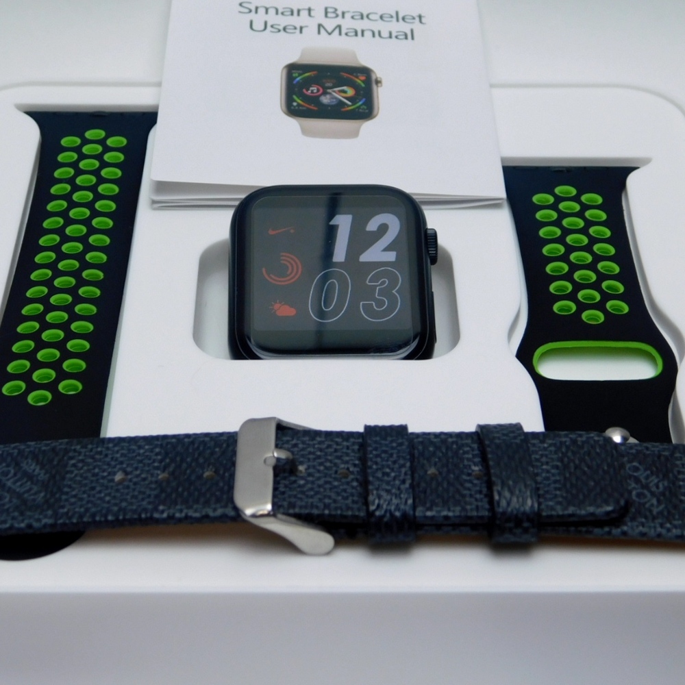 iWATCH 44mm WITH DESIGNER & RUBER BAND